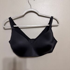 Soma Vanishing back lightly padded black bra size 40C